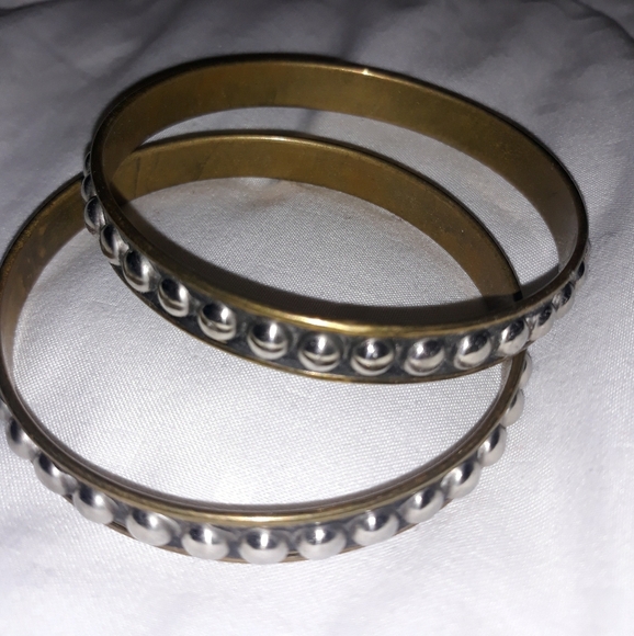 Bracelets - Picture 1 of 2